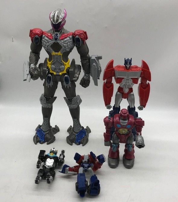 Lot Of 5 Action Figures 