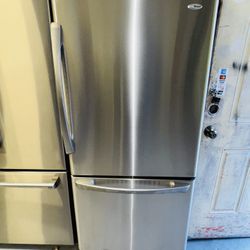 Amana stainless steel refrigerator 30X67x29 with a receipt for 90 days of warranty