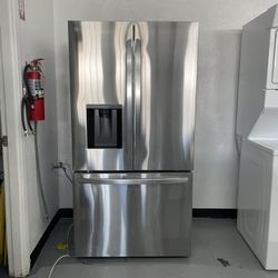 LG 36”26 cu. ft. Counter-Depth MAX 3-Door French Door Refrigerator in PrintProof Noble Steel with Tall Ice and Water Dispenser/ Scratch And Dent 