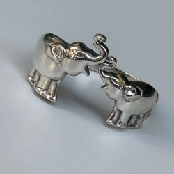 925 Sterling Silver elephants ring size 8