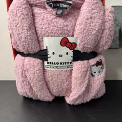 HELLOKITTY ROBE ONE SIZE FIT MOST 25 In X 47 In 