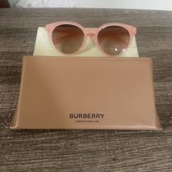 Burberry Sunglasses 
