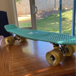 Small penny board