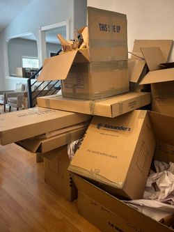 Free Moving Boxes & Paper