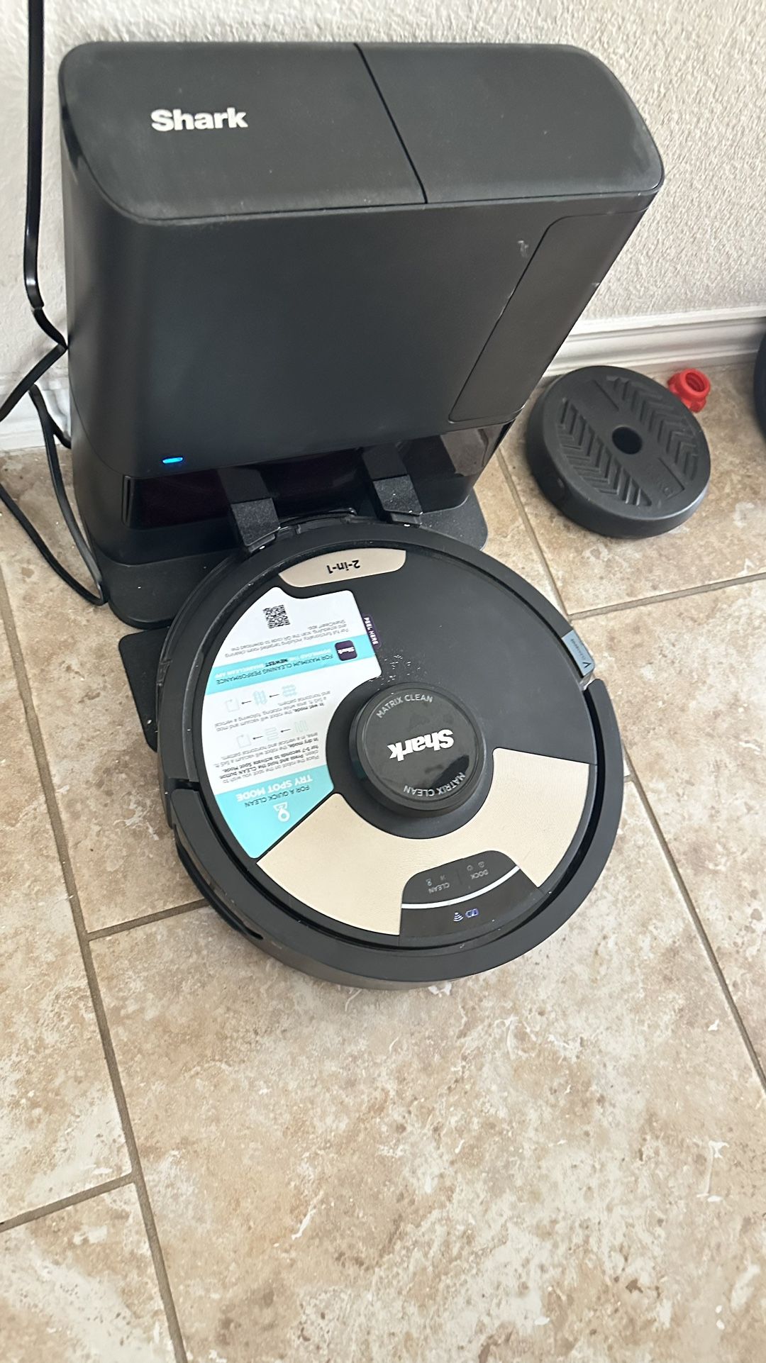 Shark Roomba 