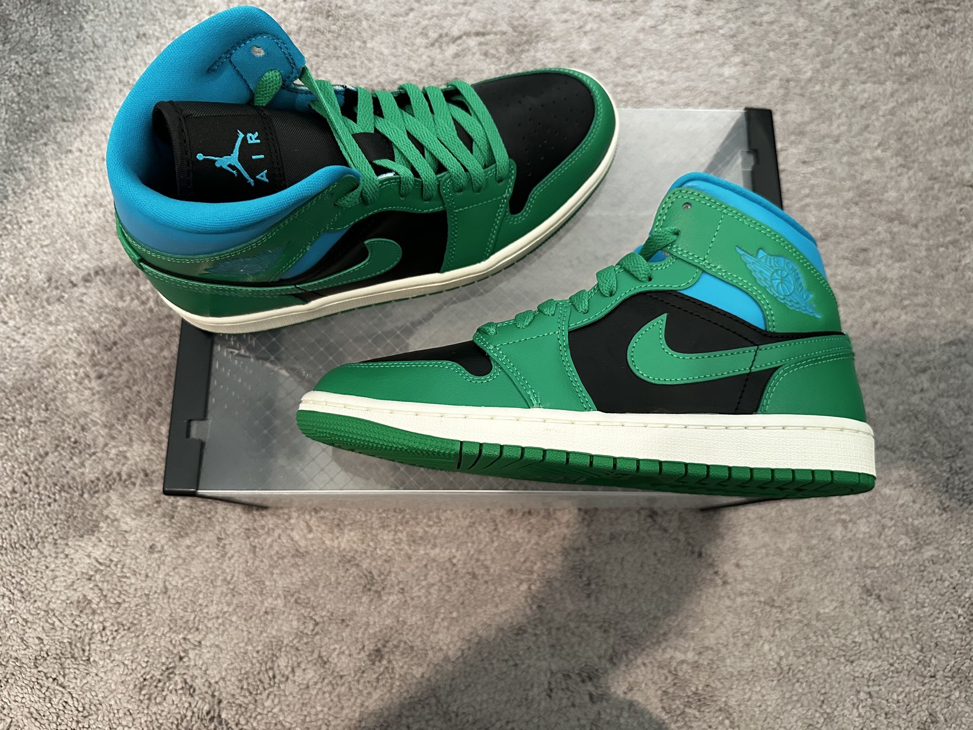 Nike Air Jordan 1