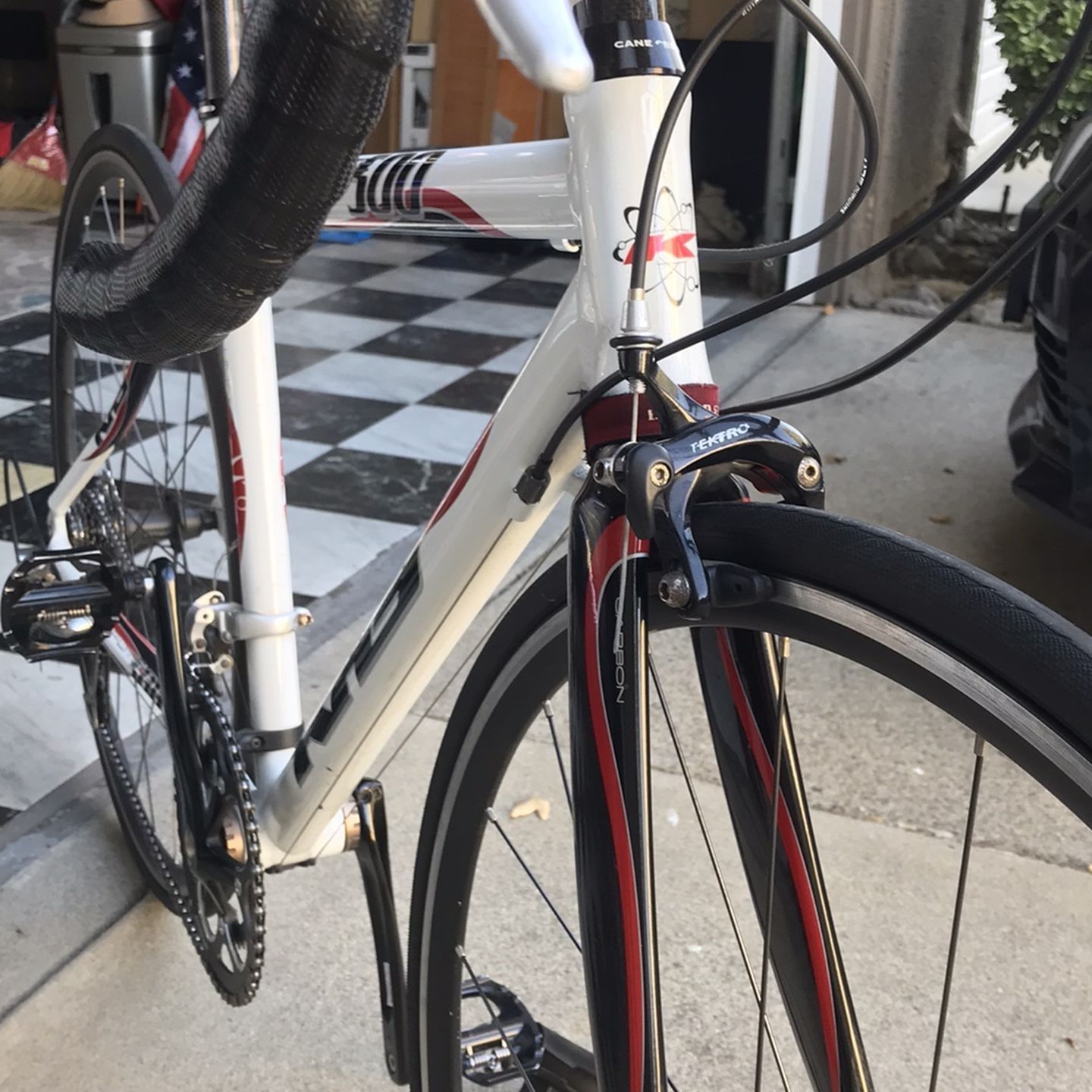 Road Bike KHS 500 (Medium)