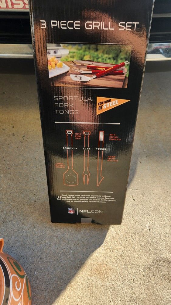 Dallas Cowboys 3 Grill Set