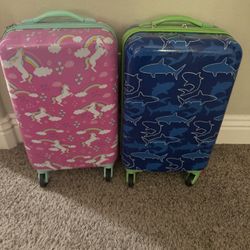 2 Kids Suitcase