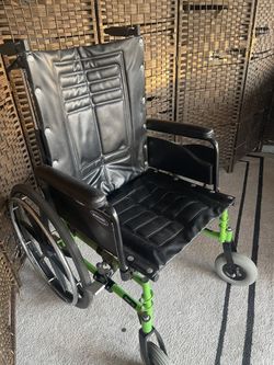 Wheels chair recliner and fording $59