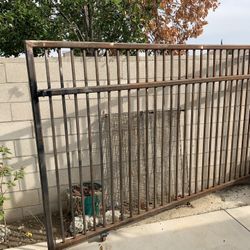 Metal Gate