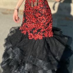 Red and Black prom dress for sale