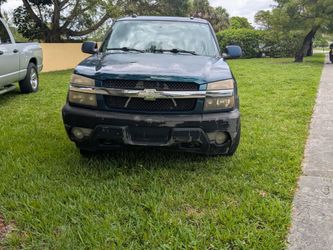 2005 Chevy Avalanche AWD