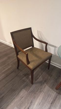 Dining/ sitting chair (2)