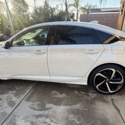 2020 Honda Accord Sport  2.0 Turbo 
