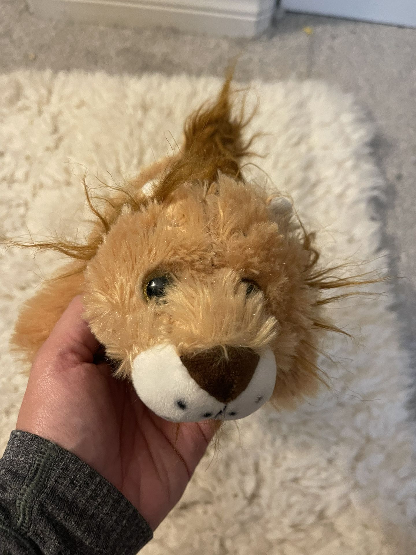 Lion Stuffed Animal 
