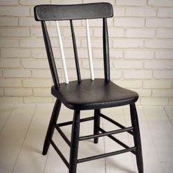 Black/white Desk Chair (Wednesday Theme) 