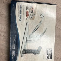 New Peerless Kitchen Faucet Single Handle With Spray 