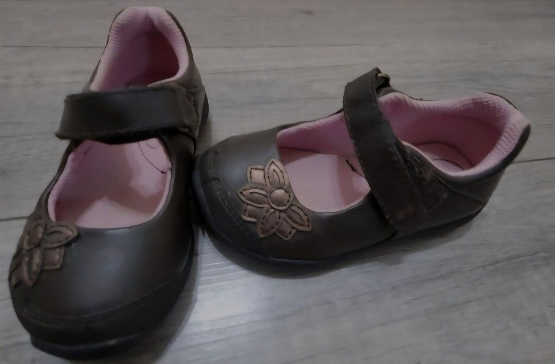 Suprize by Stride Rite Toddler Sandal Shoe