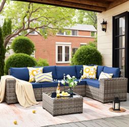 Patio furniture set outdoor new in the box