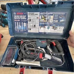 Bosch Bulldog Extreme Hammer Drill