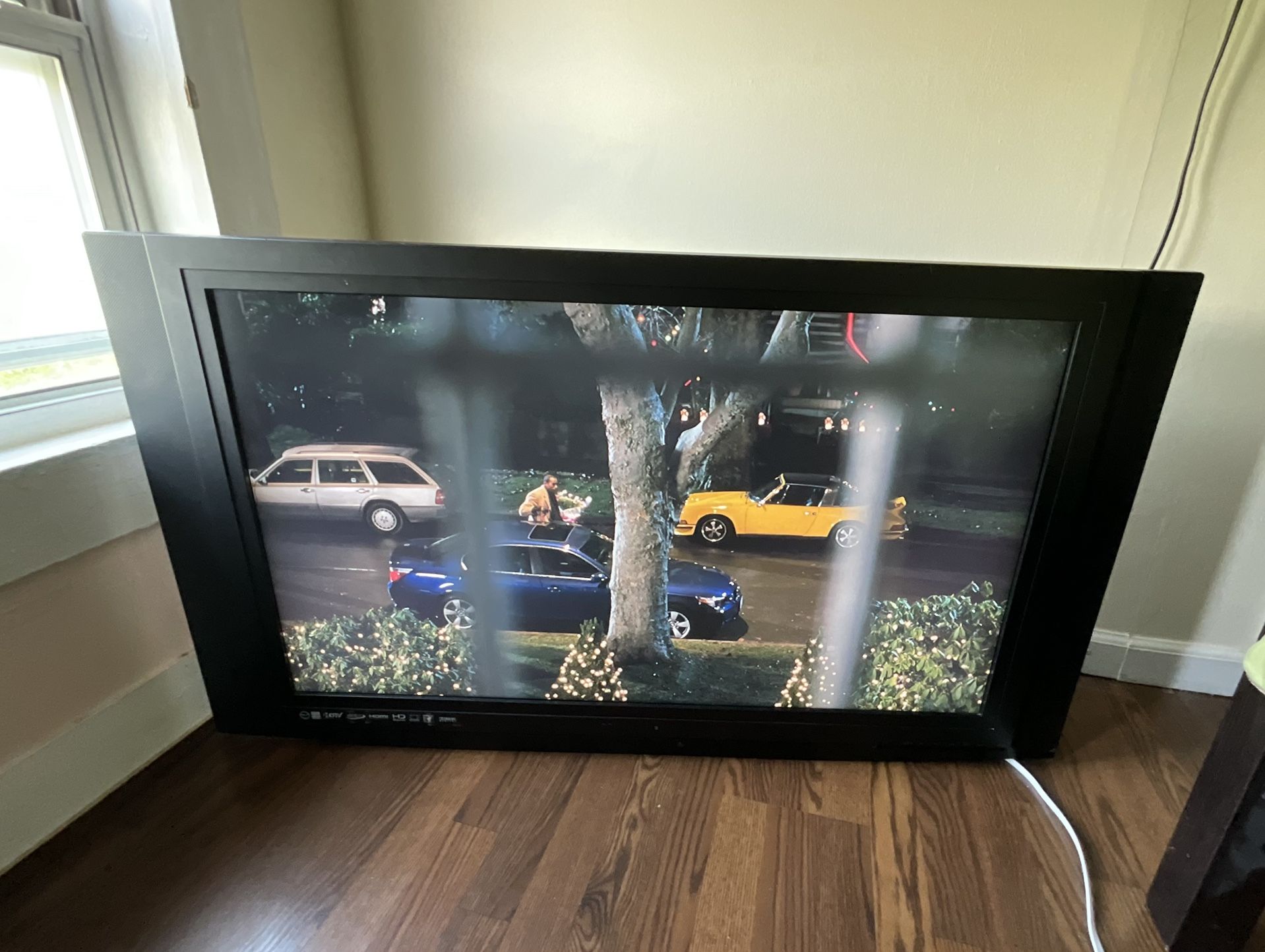 Olevia 42 Inch Tv . Television De 42 Pulgadas..
