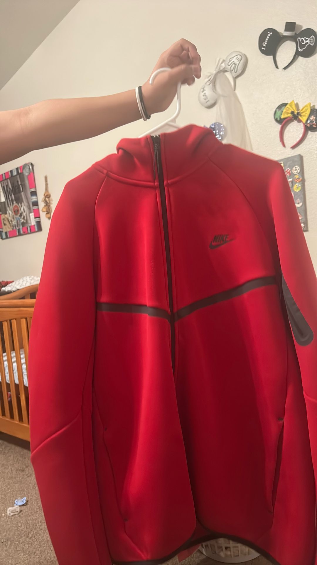 Red Nike Tech XL