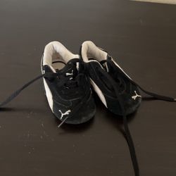 Puma Shoes Size 5