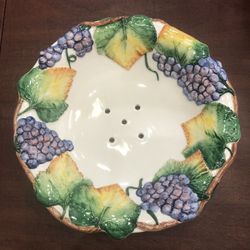 Intrada Italy fruit bowl with Grape pattern