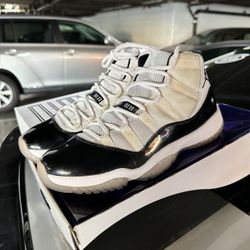 Jordan 11 Concord 2011 Size 10 Great Condition