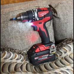 Milwaukee M18 / Batería Xc 8.0