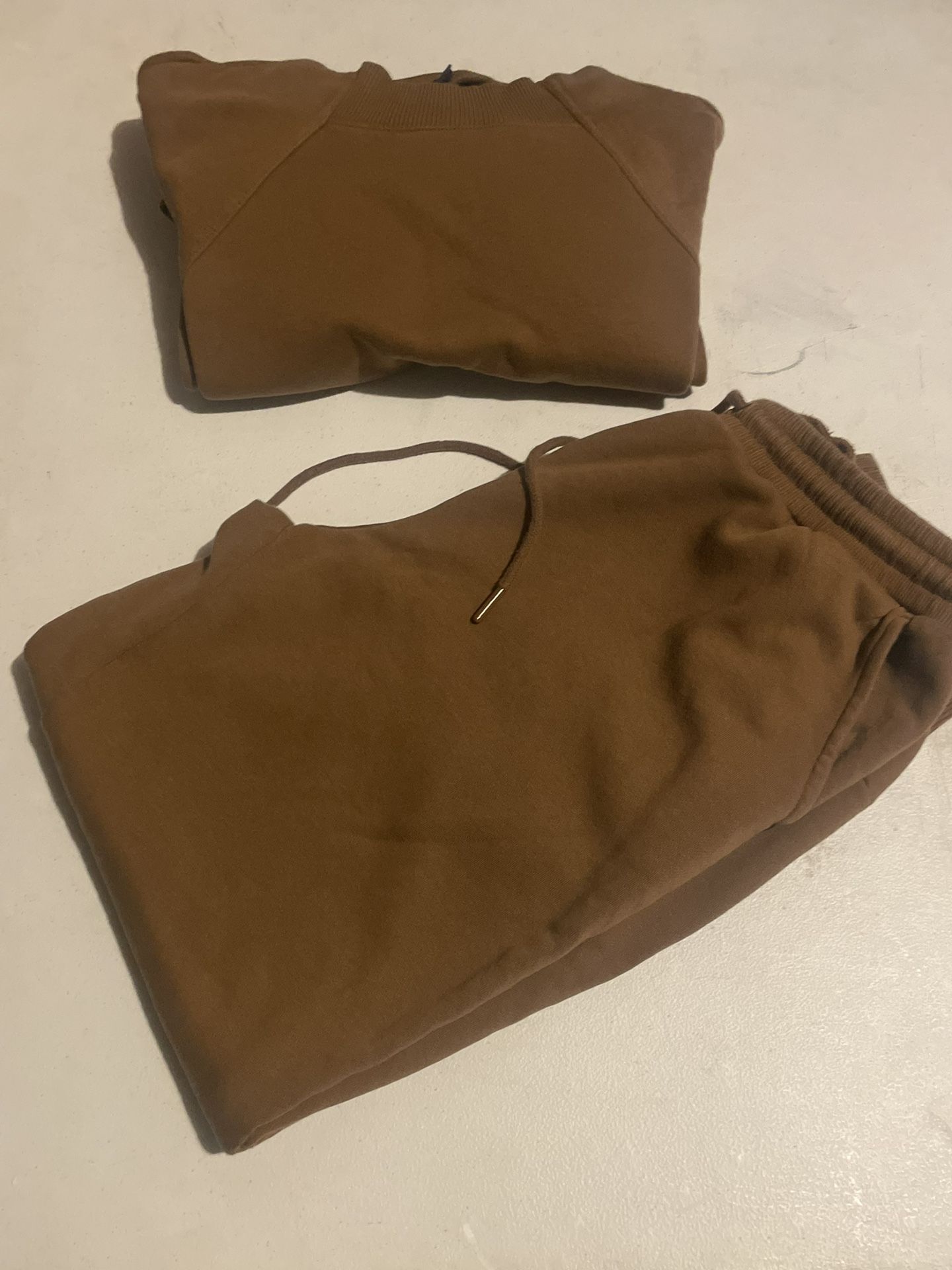 Banana Republic Women OLX LS FLEECE SWEATER & sweatpants size Medium Cinnamon Spice 06/22 Edition