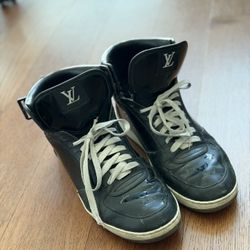 Louis Vuitton - Rivoli Cloth High trainers 