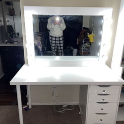 Makeup Vanity 