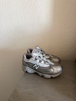 Toddler new balance shoes