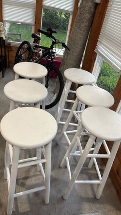 bar bench