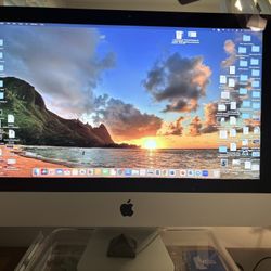 iMac with Retina 4K Display 21.5-inch
