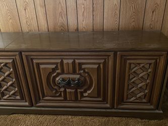 Antique 8-track /Turn Table Console Montgomery Ward Airline (Make An Offer)