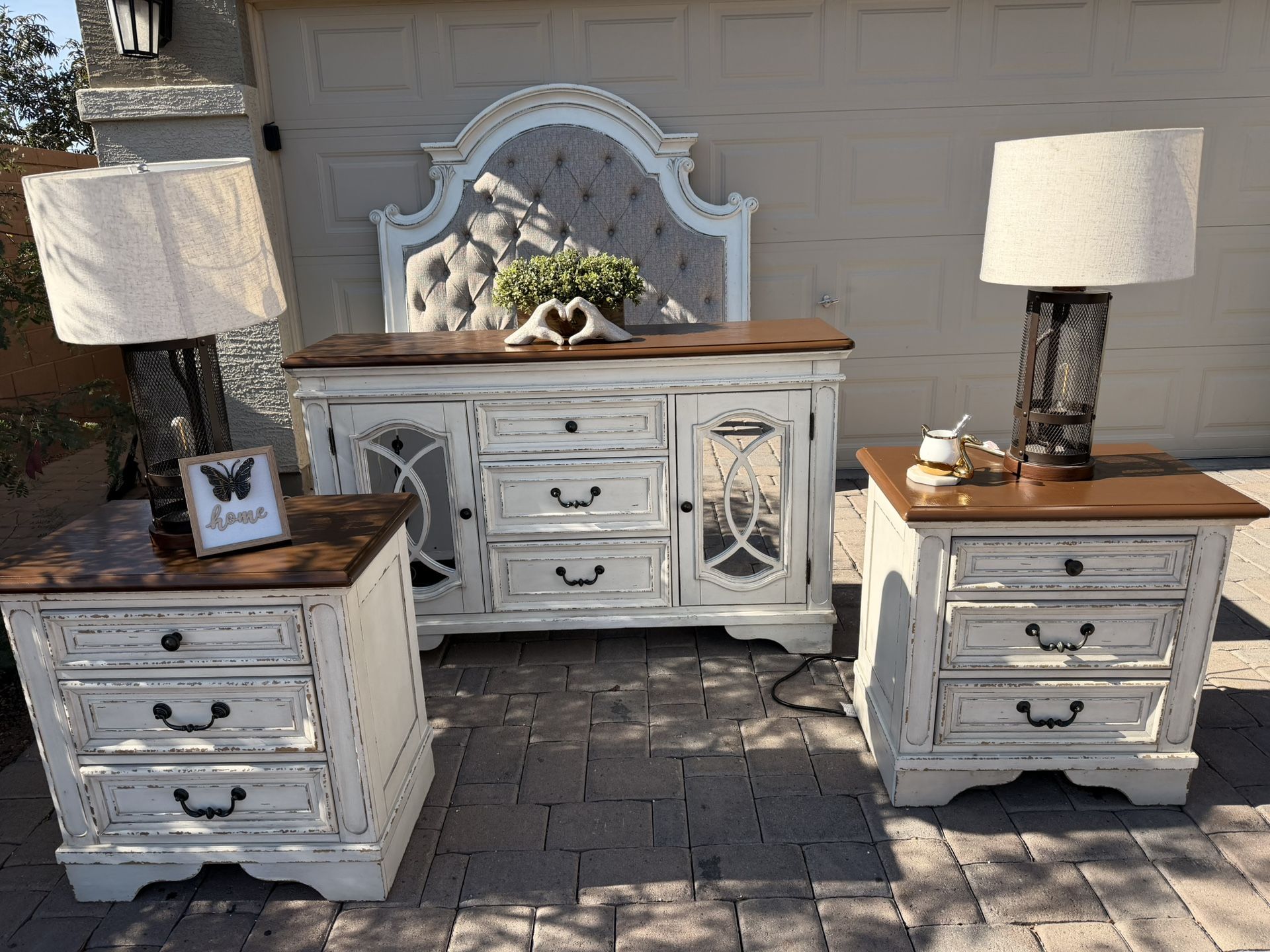 Queen Size Bedroom Set