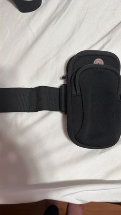 Attachable Phone Pouch