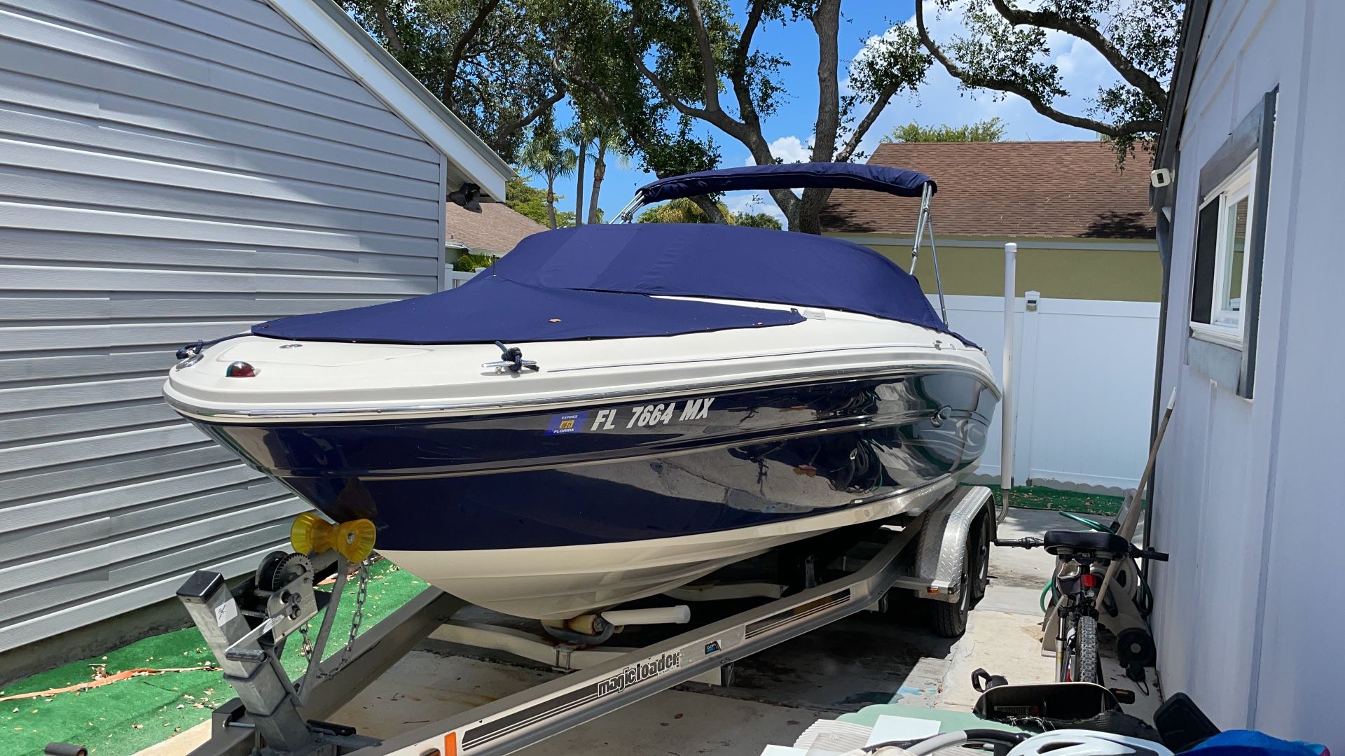 2005 Sea Ray 200 Select