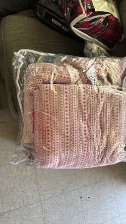 Queen size Christmas bedding