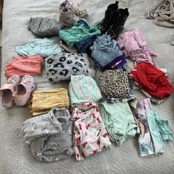 Lot of girl’s Clothes