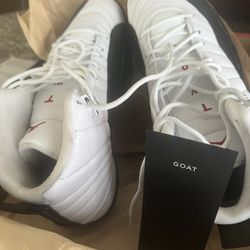 JORDAN 12 Black / White Size9