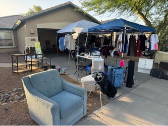 GARAGE SALE 7/11!!