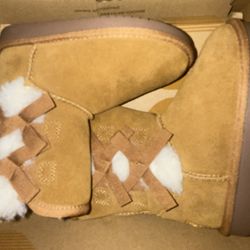 Kookaburra By Ugg