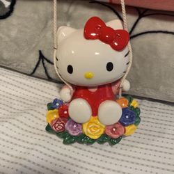 Hello Kitty Swing Ceramic