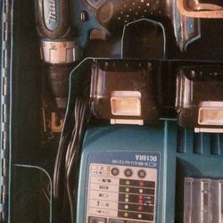 Brushless Makita Drill & accessories in case