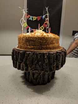 Natural Wood Cake Holder