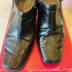 Aerosols Black Leather Boots